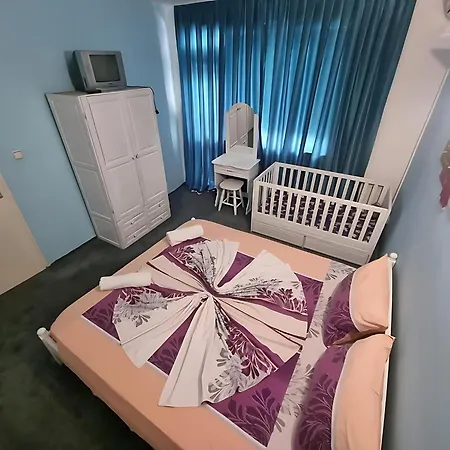 Flora Gasthof Kiten (Burgas)