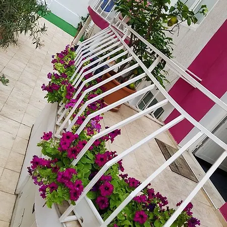 Pensionat Flora