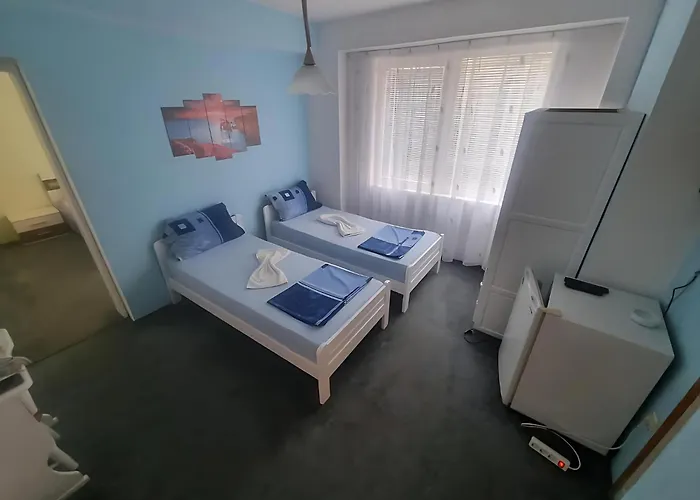 Гостевой дом Flora Китен