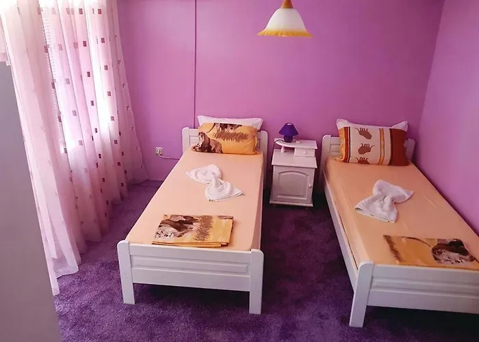 Гостевой дом Flora Китен